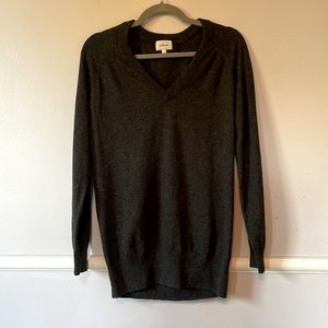 Cozy Wilfred Wool V-neck Sweater